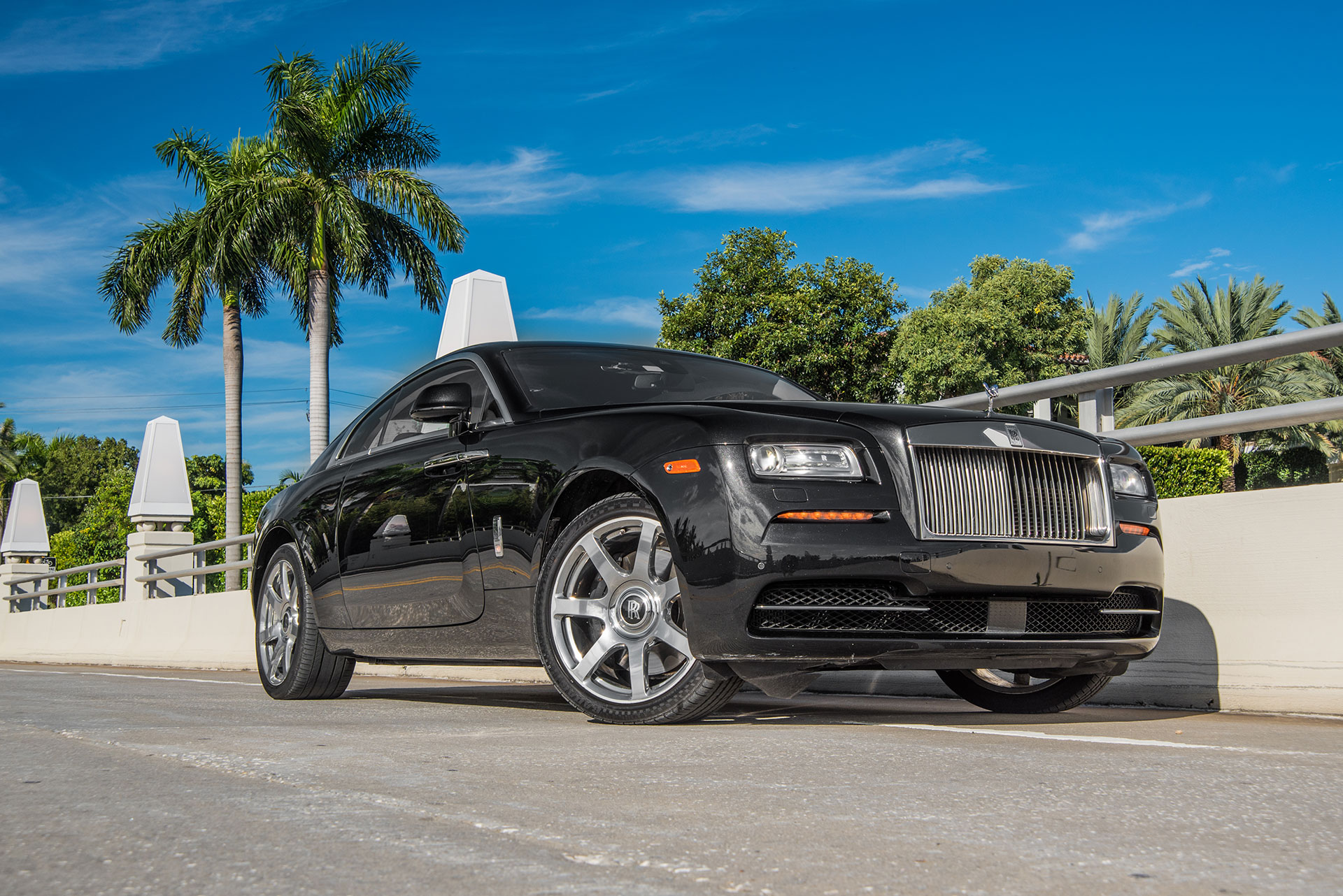 Rolls-Royce Wraith Black